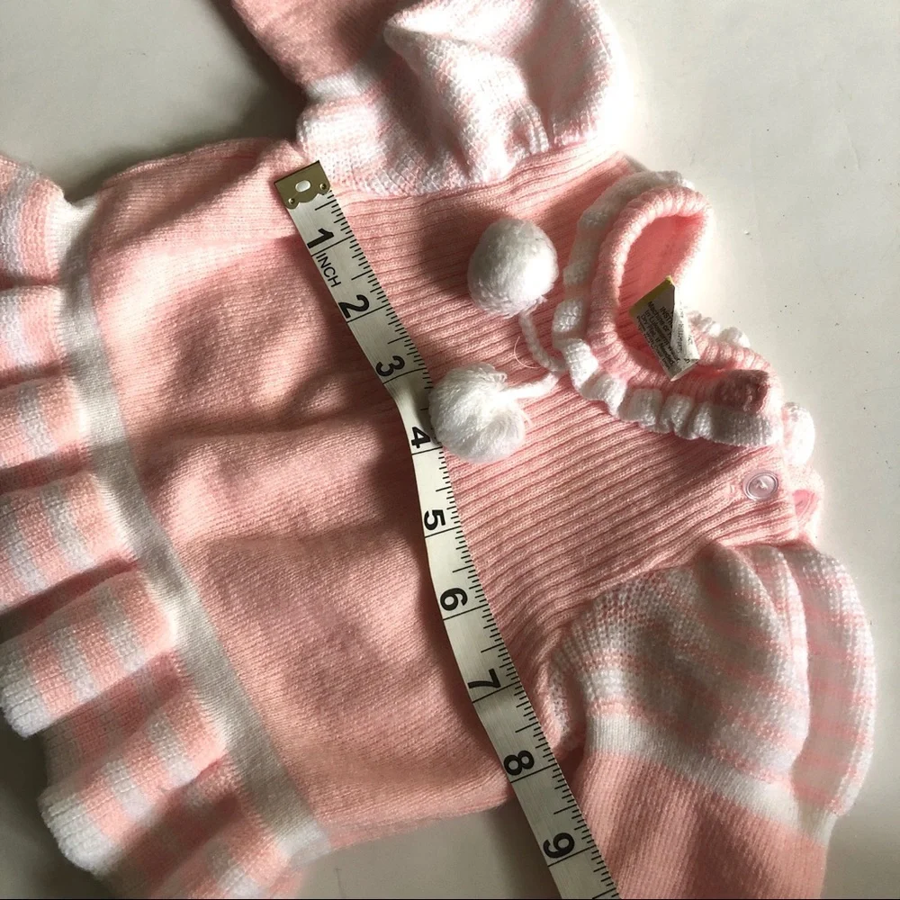 Host Pick Vintage sweater